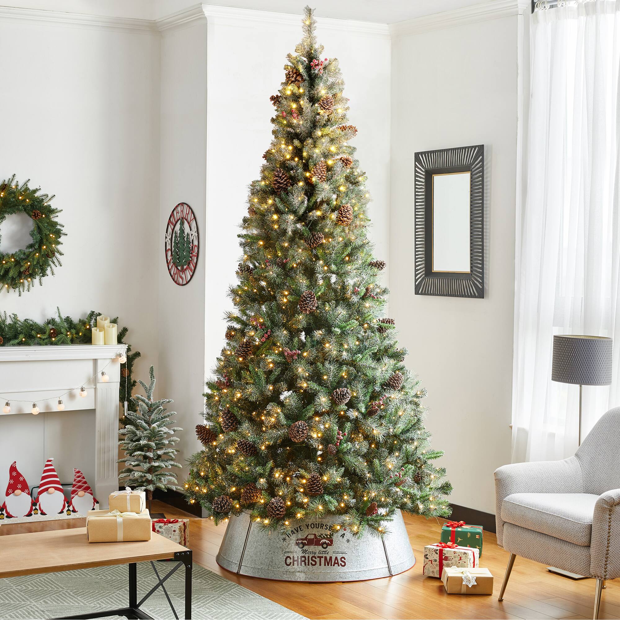 Glitzhome® 40.5" Christmas Galvanized Metal Truck Tree Collar